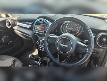 Used MINI Hatch 2016 for sale - 79605341: Photo