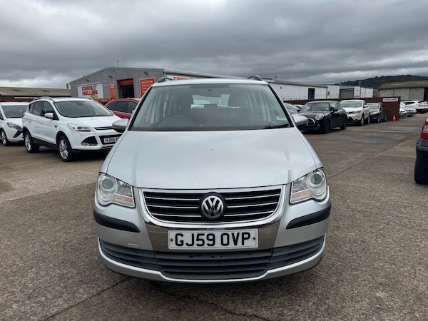 Used Volkswagen Touran 2009 for sale - 76022690: Photo 12