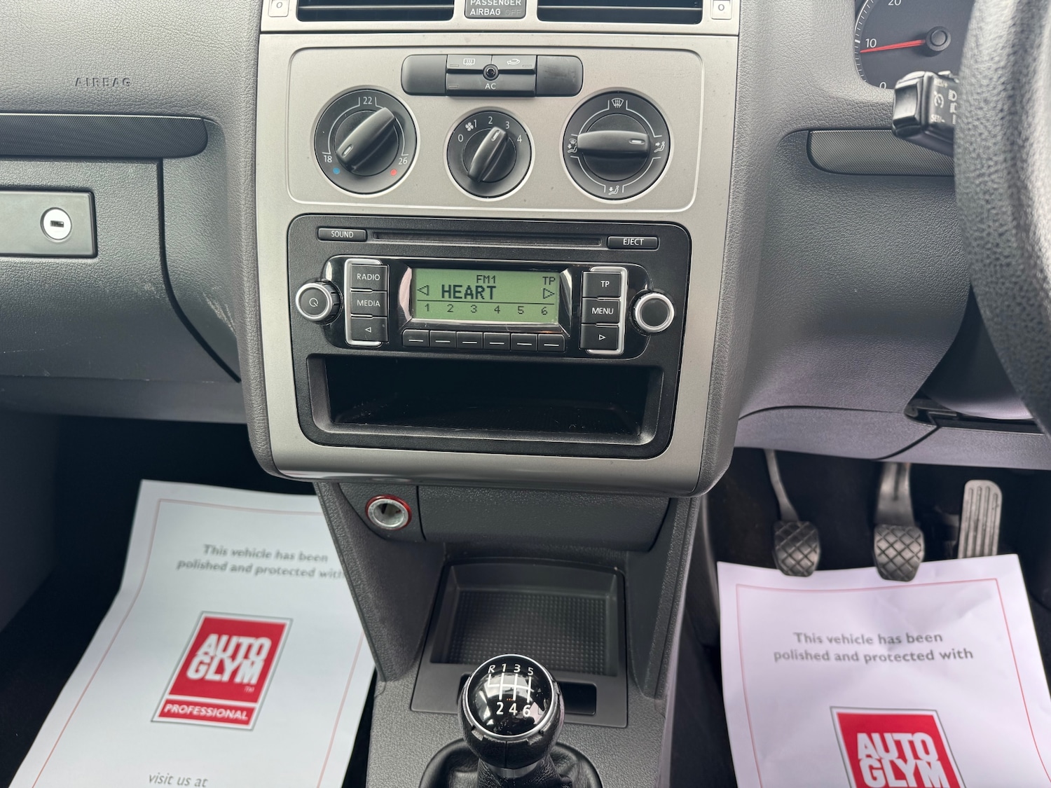 Used Volkswagen Touran 2009 for sale - 76022690: Photo 23