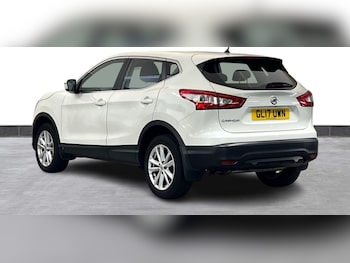 Used Nissan Qashqai 2017 for sale - 75750021: Photo