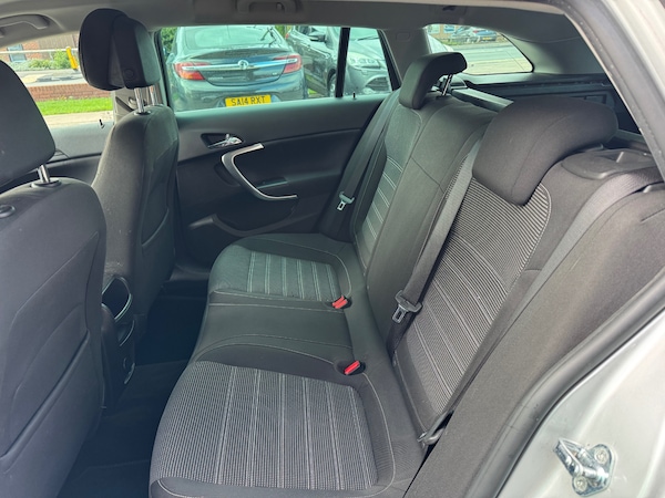 Used Vauxhall Insignia 2015 for sale - 76022737: Photo 8