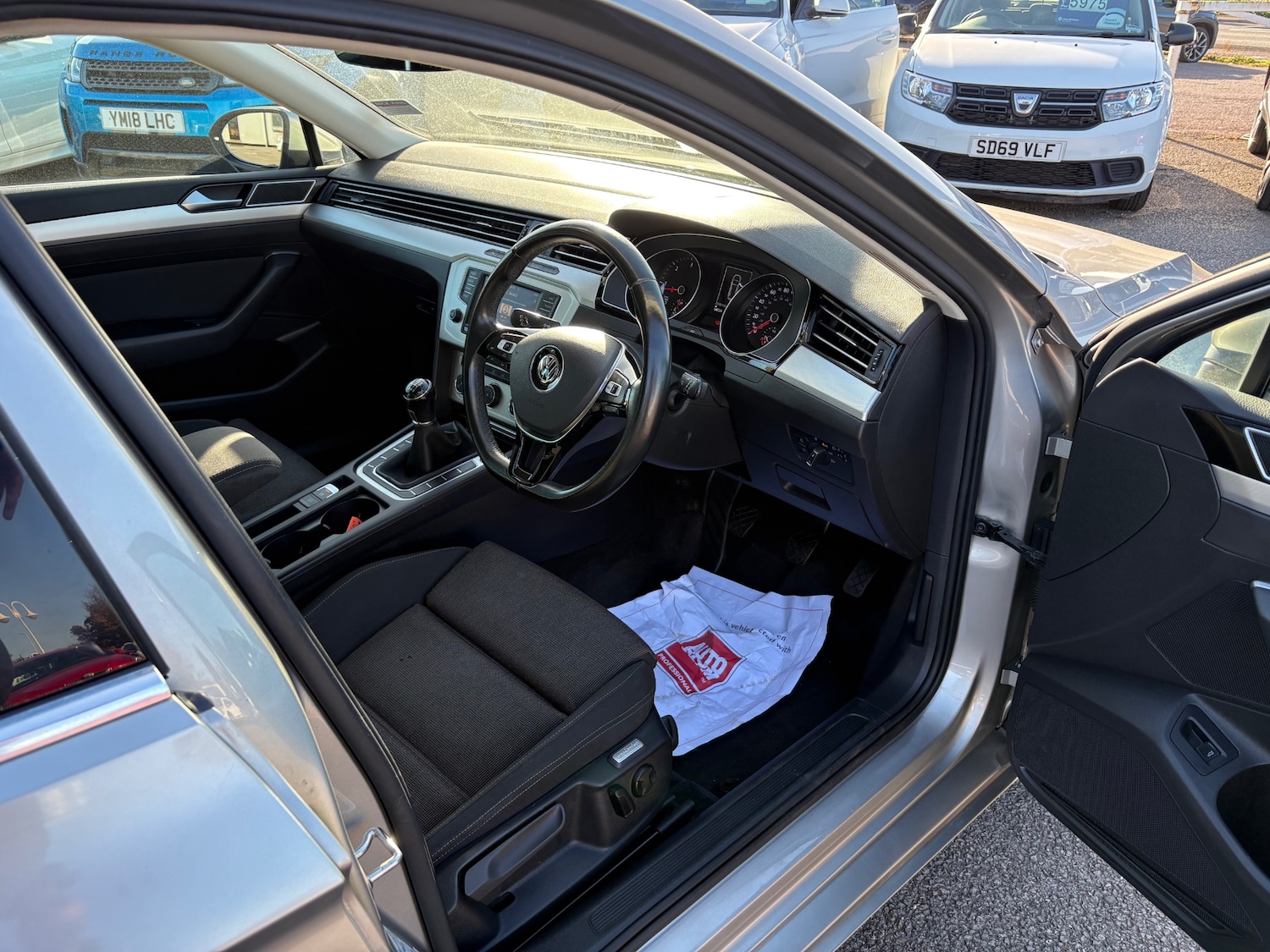 Used Volkswagen Passat 2017 for sale - 76088472: Photo 16