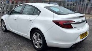 Used Vauxhall Insignia 2017 for sale - 77965577: Photo 2