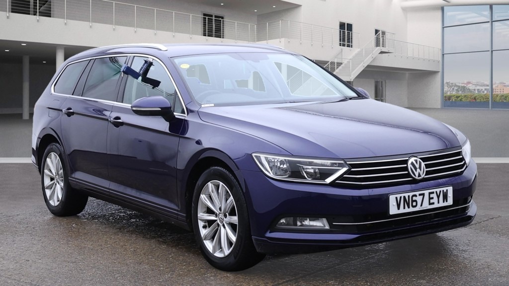 Used Volkswagen Passat 2017 for sale - 76567890: Photo 3