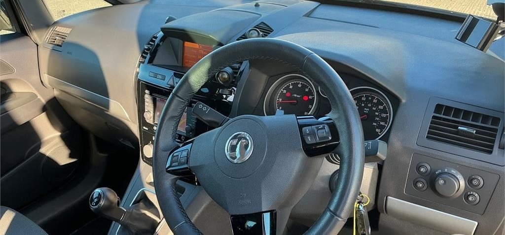 Used Vauxhall Zafira 2014 for sale - 77136644: Photo 6
