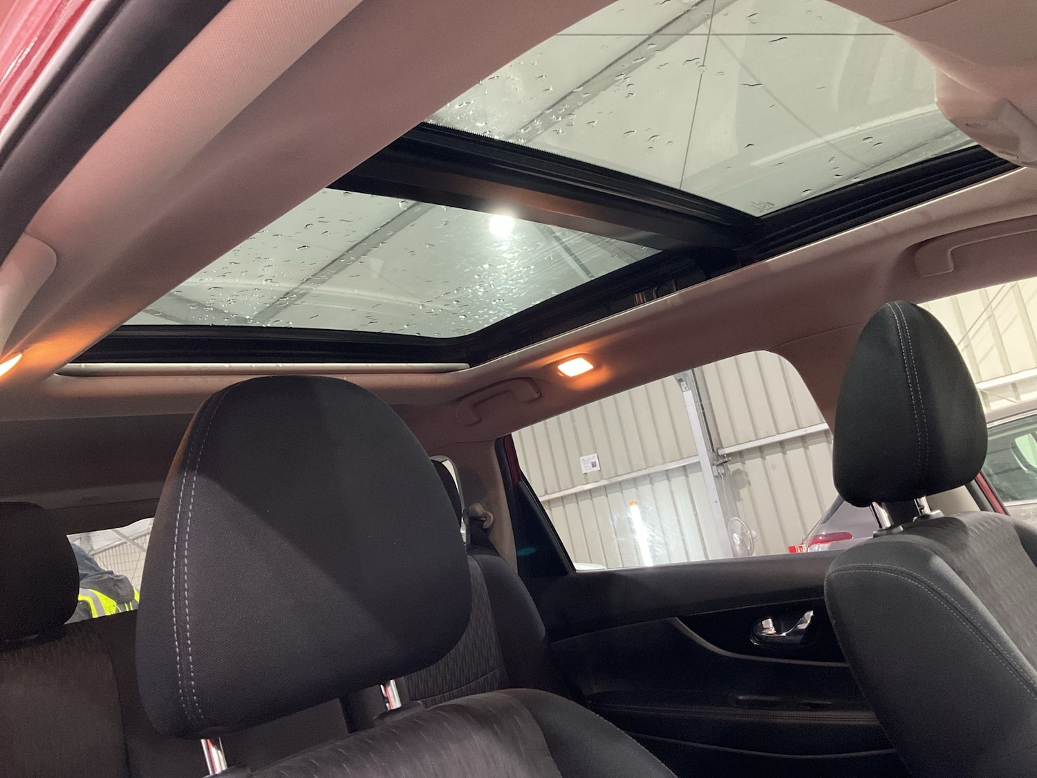 Used Nissan X-Trail 2018 for sale - 76302175: Photo 2