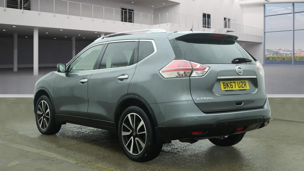 Used Nissan X-Trail 2017 for sale - 77813501: Photo 2