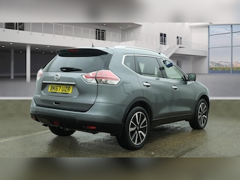 Used Nissan X-Trail 2017 for sale - 77813501: Photo