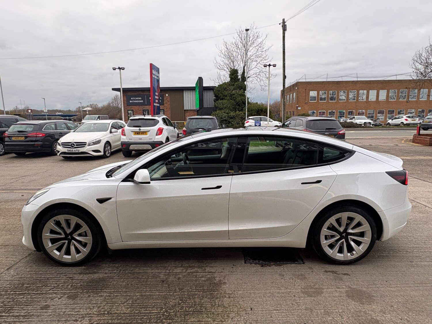 Used Tesla Model 3 2021 for sale - 77462190: Photo 13