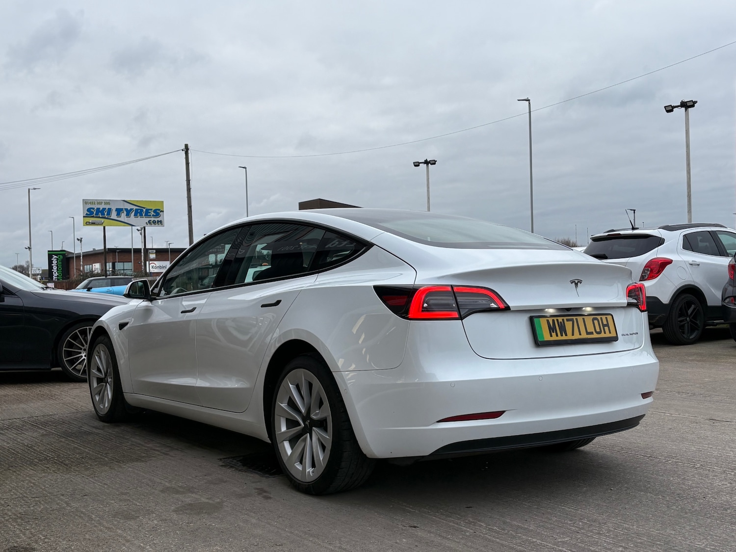 Used Tesla Model 3 2021 for sale - 77462190: Photo 2