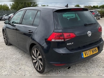 Used Volkswagen Golf 2017 for sale - 75467065: Photo