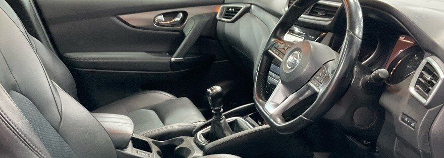 Used Nissan Qashqai 2018 for sale - 77687760: Photo 3