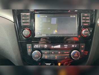 Used Nissan Qashqai 2018 for sale - 77687760: Photo