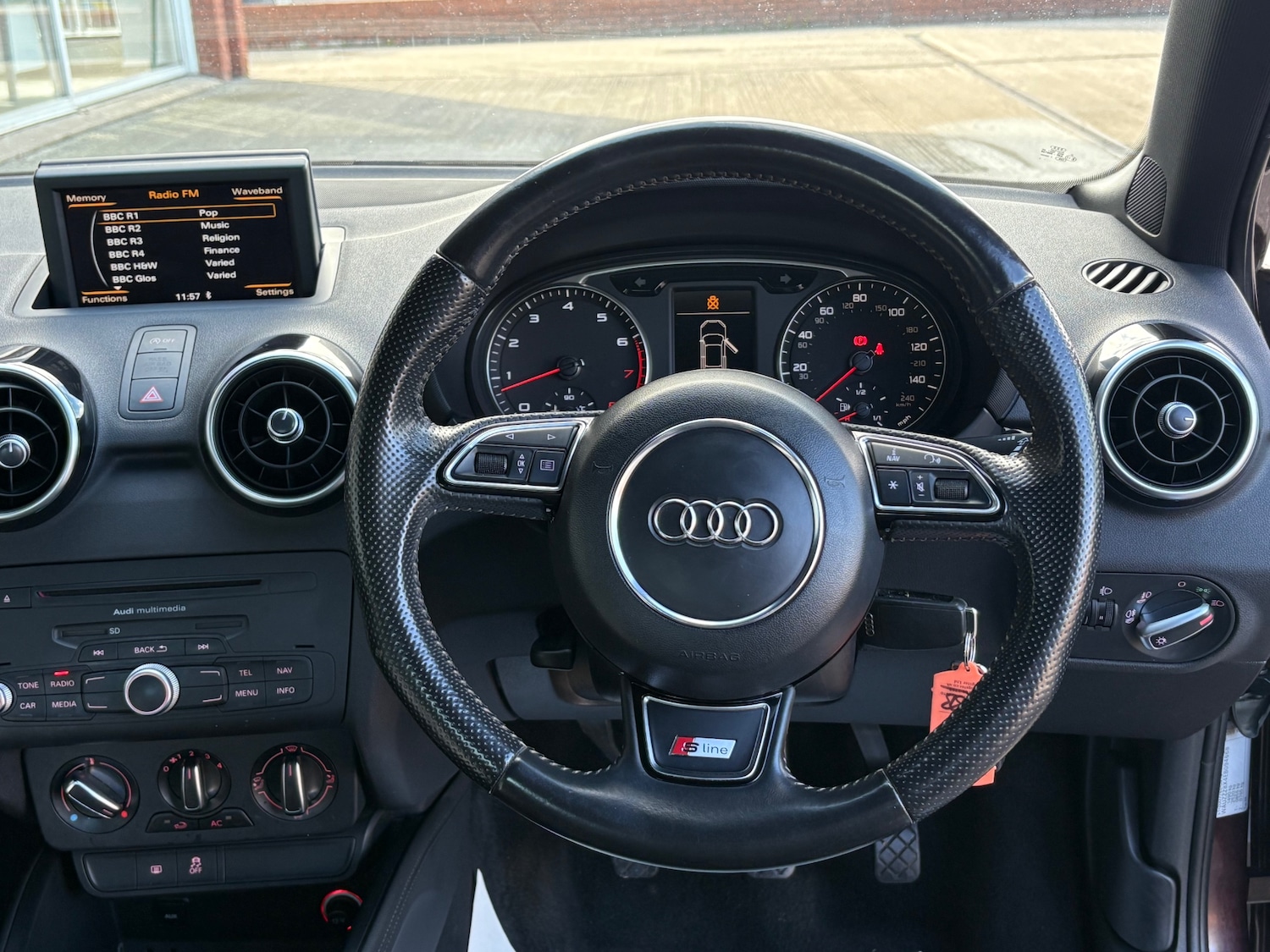 Used Audi A1 2014 for sale - 76332082: Photo 12