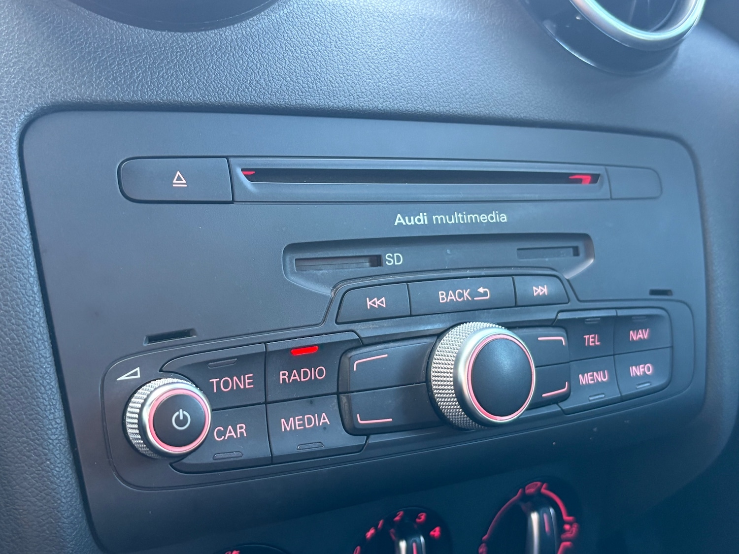 Used Audi A1 2014 for sale - 76332082: Photo 16