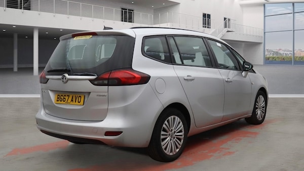 Used Vauxhall Zafira 2017 for sale - 76117120: Photo 4
