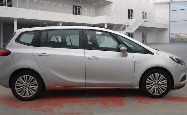 Used Vauxhall Zafira 2017 for sale - 76117120: Photo 5