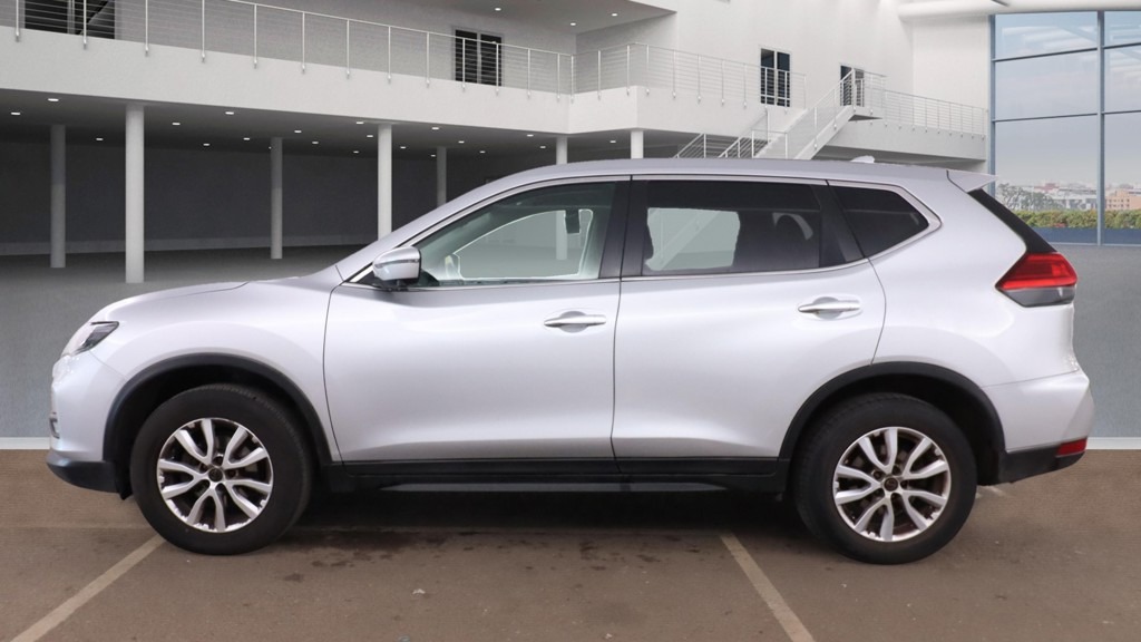 Used Nissan X-Trail 2018 for sale - 76638731: Photo 2
