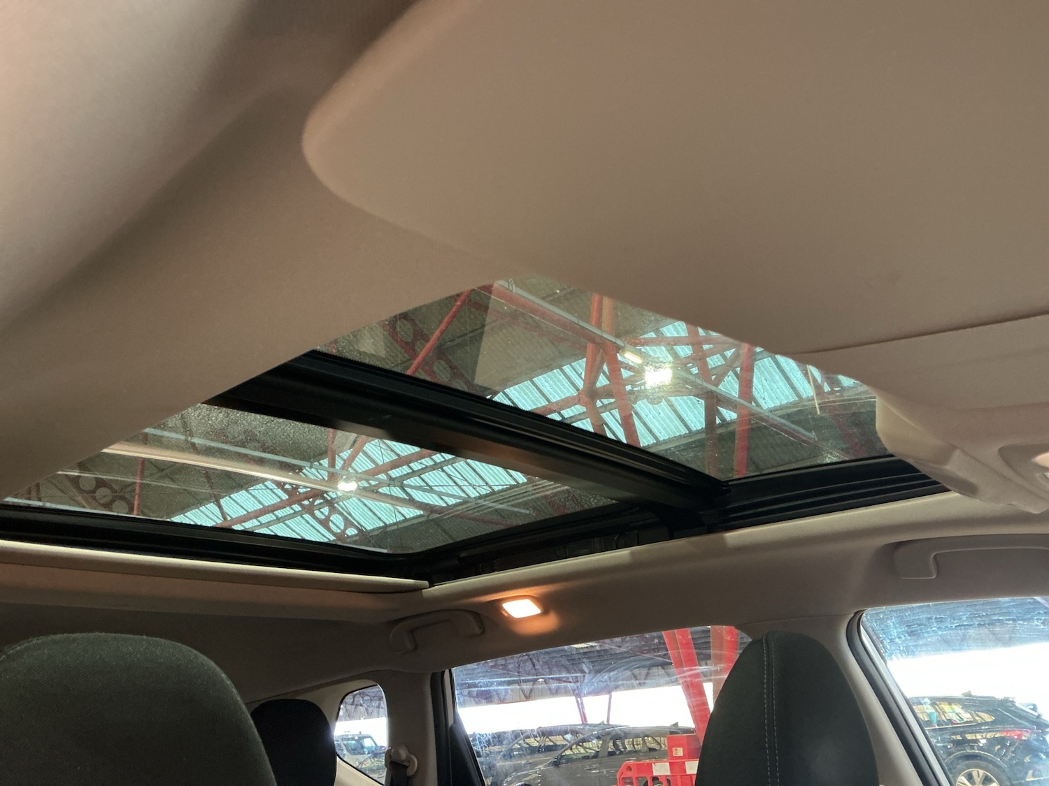 Used Nissan X-Trail 2018 for sale - 76638731: Photo 3