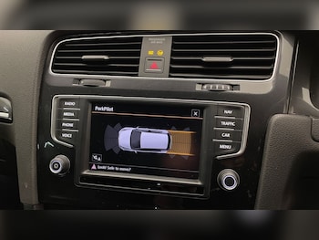 Used Volkswagen Golf 2015 for sale - 75285881: Photo