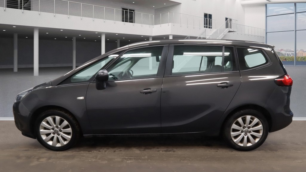 Used Vauxhall Zafira 2016 for sale - 77601999: Photo 2