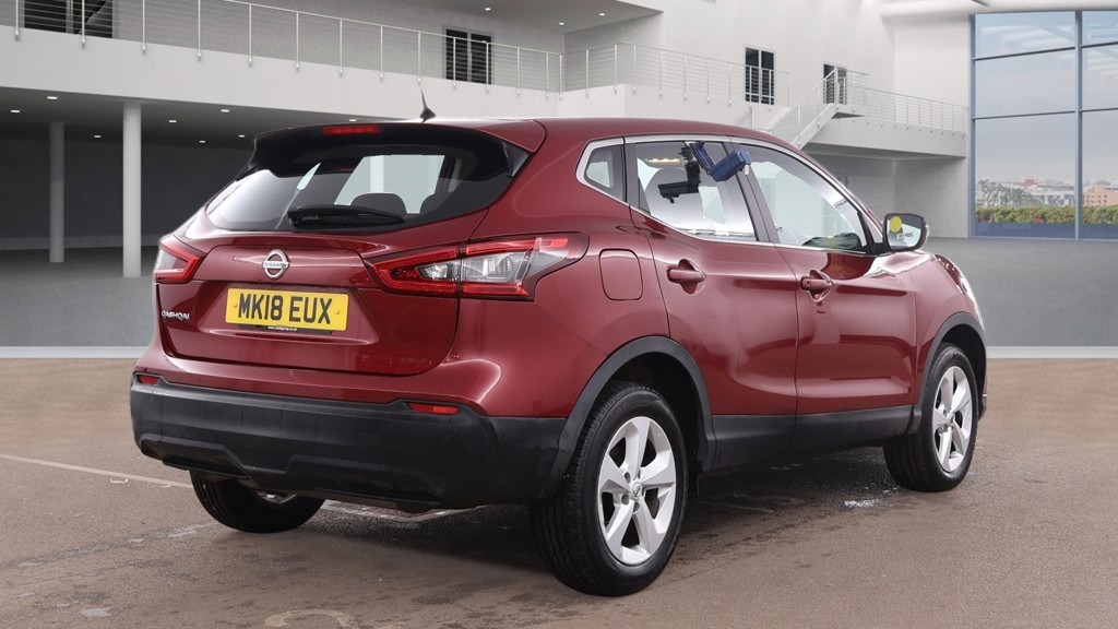 Used Nissan Qashqai 2018 for sale - 77650472: Photo 4