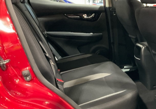 Used Nissan Qashqai 2018 for sale - 77650472: Photo 9