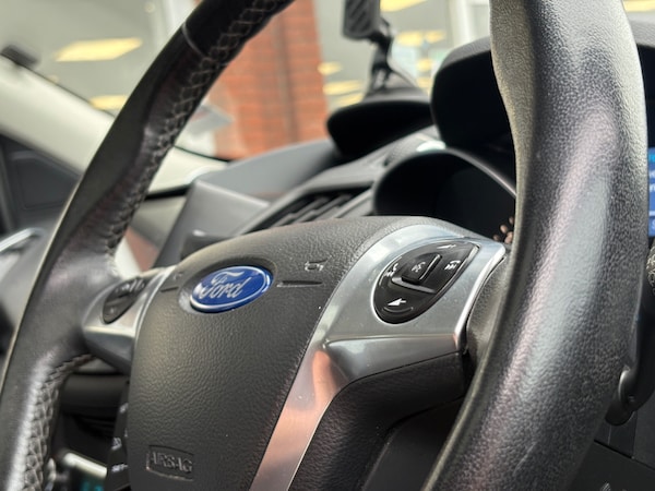 Used Ford Kuga 2014 for sale - 75282408: Photo 39