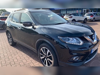 2016 (16) - 1.6 dCi Tekna 5dr 4WD + 7 SEATS / 8 NISSAN SERVICES / PANROOF / NAV / ULEZ
