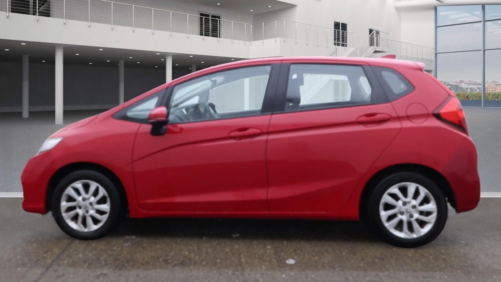 Used Honda Jazz 2018 for sale - 76766533: Photo 7
