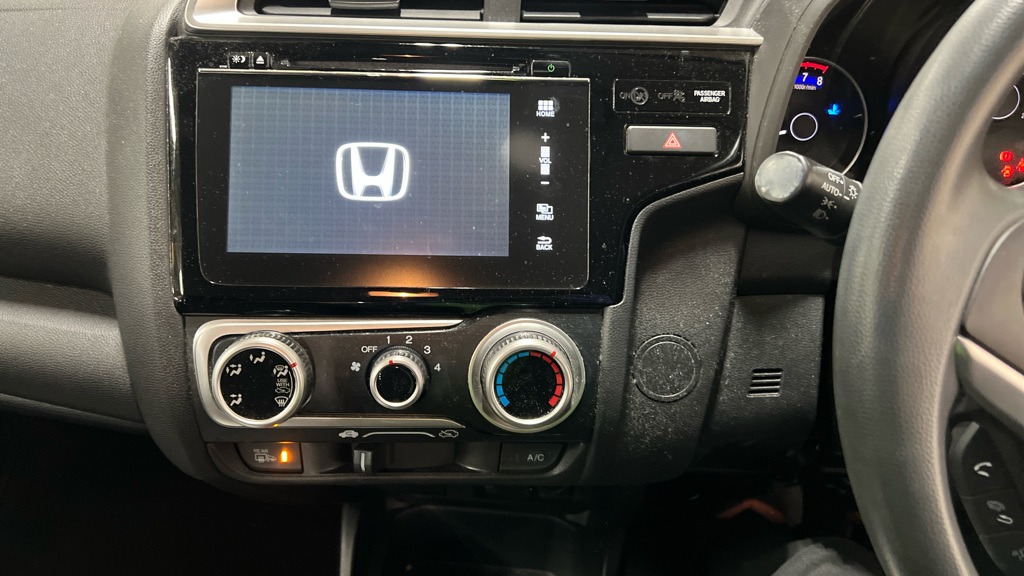 Used Honda Jazz 2018 for sale - 76766533: Photo 9