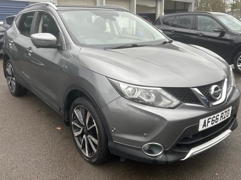 Used Nissan Qashqai 2016 for sale - 77542534: Photo 4
