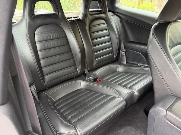 Used Volkswagen Scirocco 2011 for sale - 76078902: Photo 10