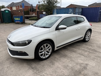 Used Volkswagen Scirocco 2011 for sale - 76078902: Photo 2