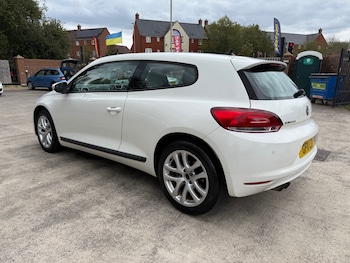 Used Volkswagen Scirocco 2011 for sale - 76078902: Photo 3