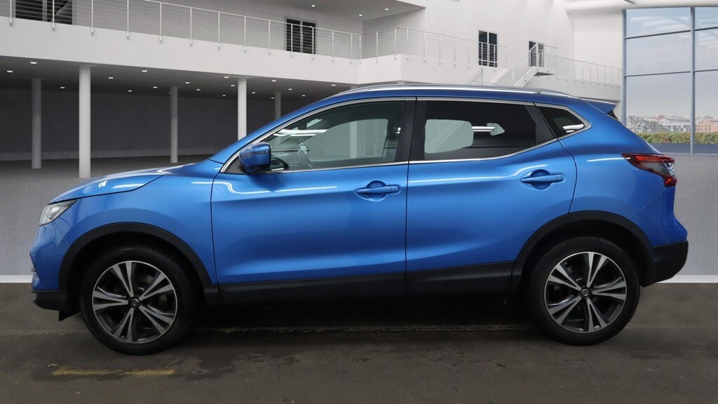 Used Nissan Qashqai 2017 for sale - 77687736: Photo 8