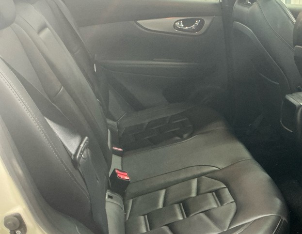 Used Nissan Qashqai 2018 for sale - 77296776: Photo 11