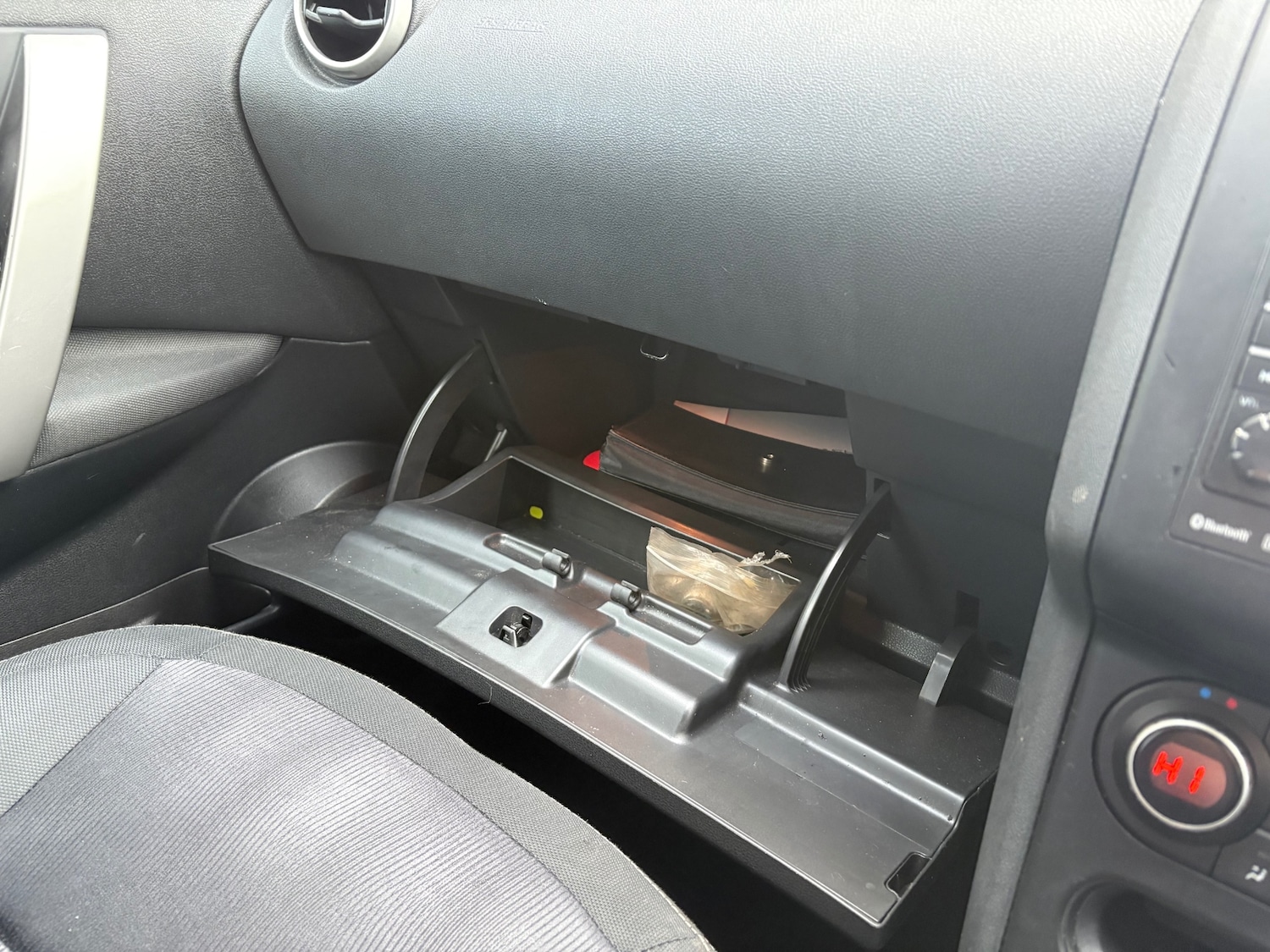 Used Nissan Qashqai 2012 for sale - 76904499: Photo 26