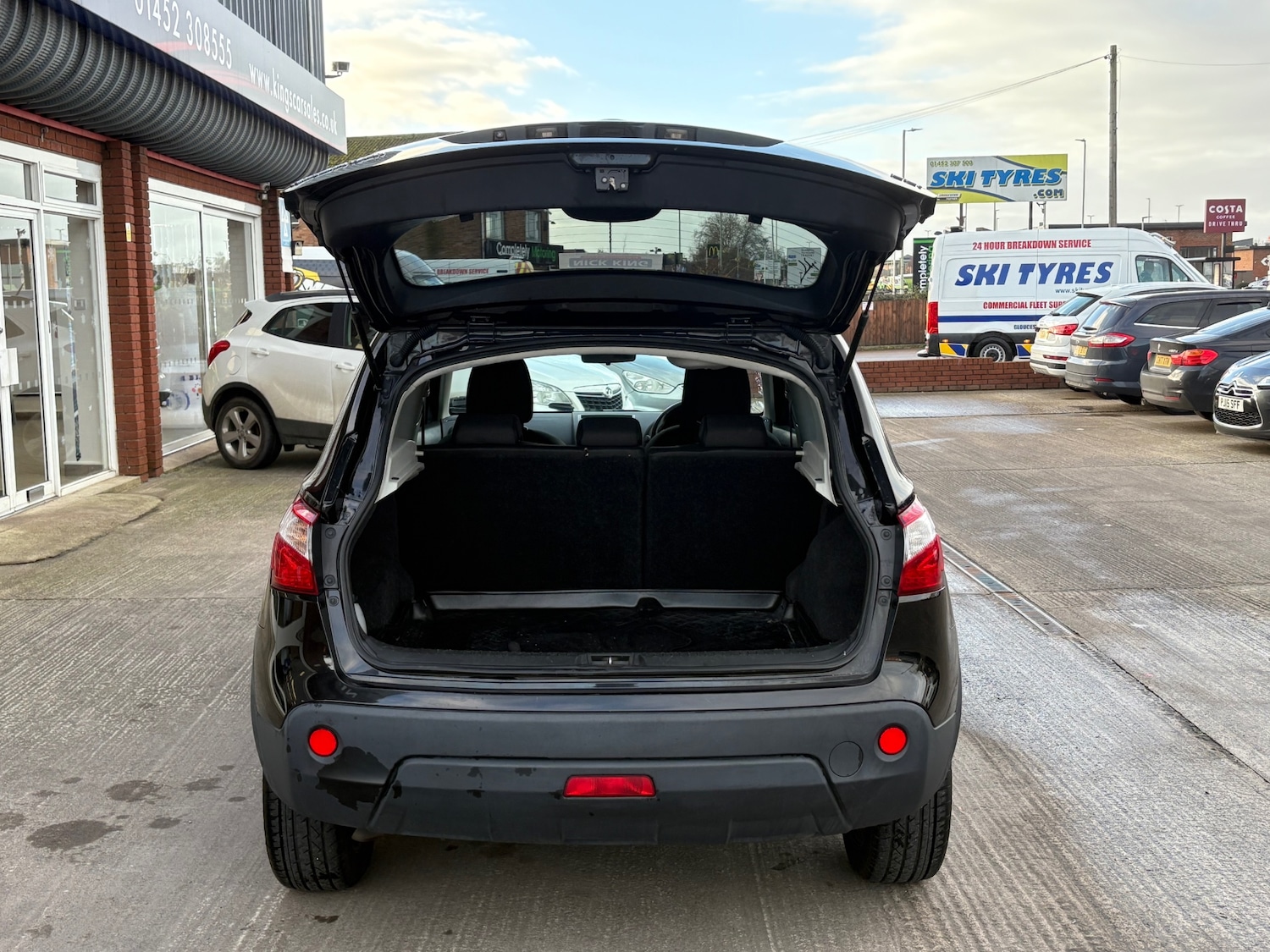 Used Nissan Qashqai 2012 for sale - 76904499: Photo 34