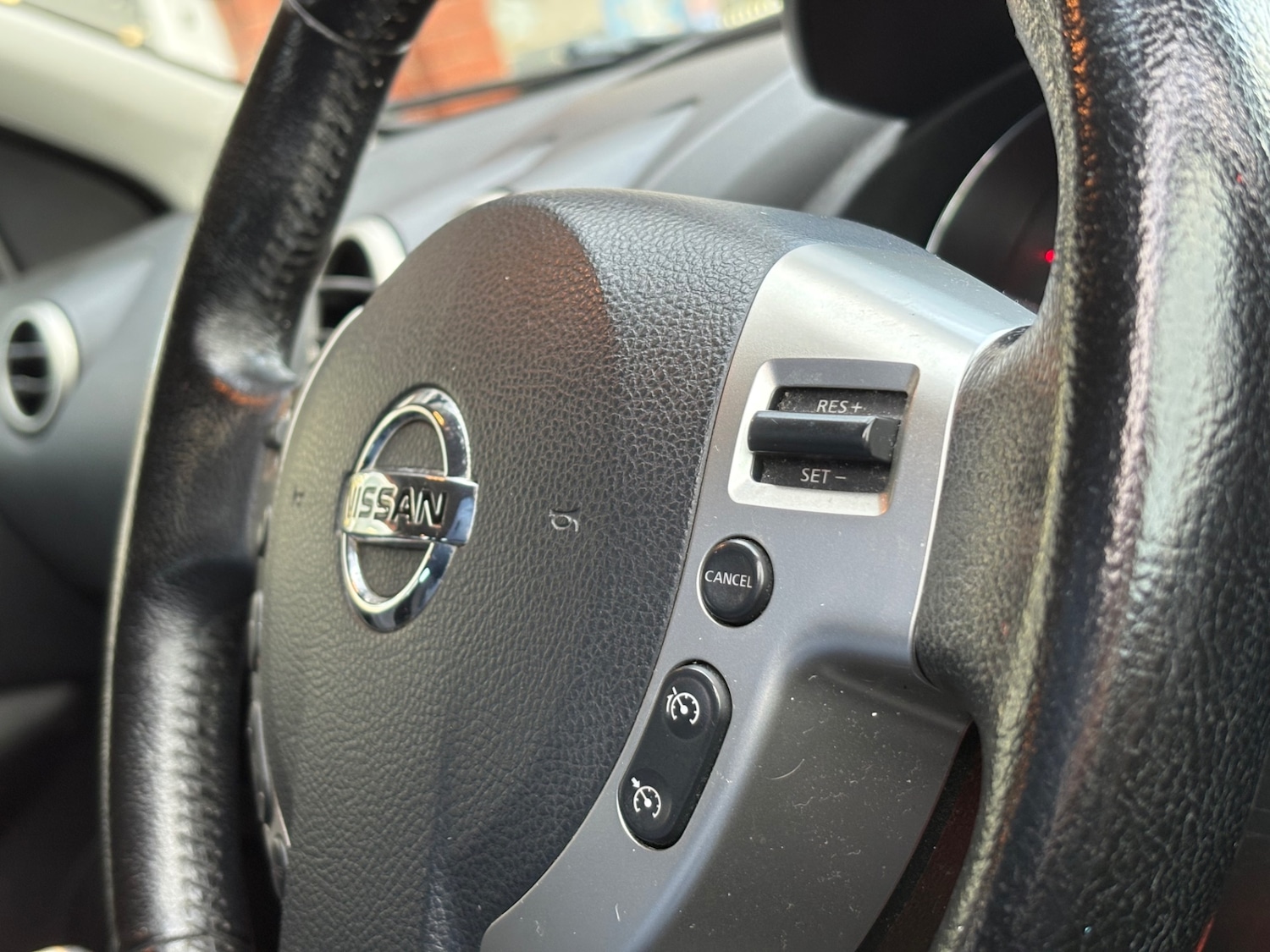 Used Nissan Qashqai 2012 for sale - 76904499: Photo 35