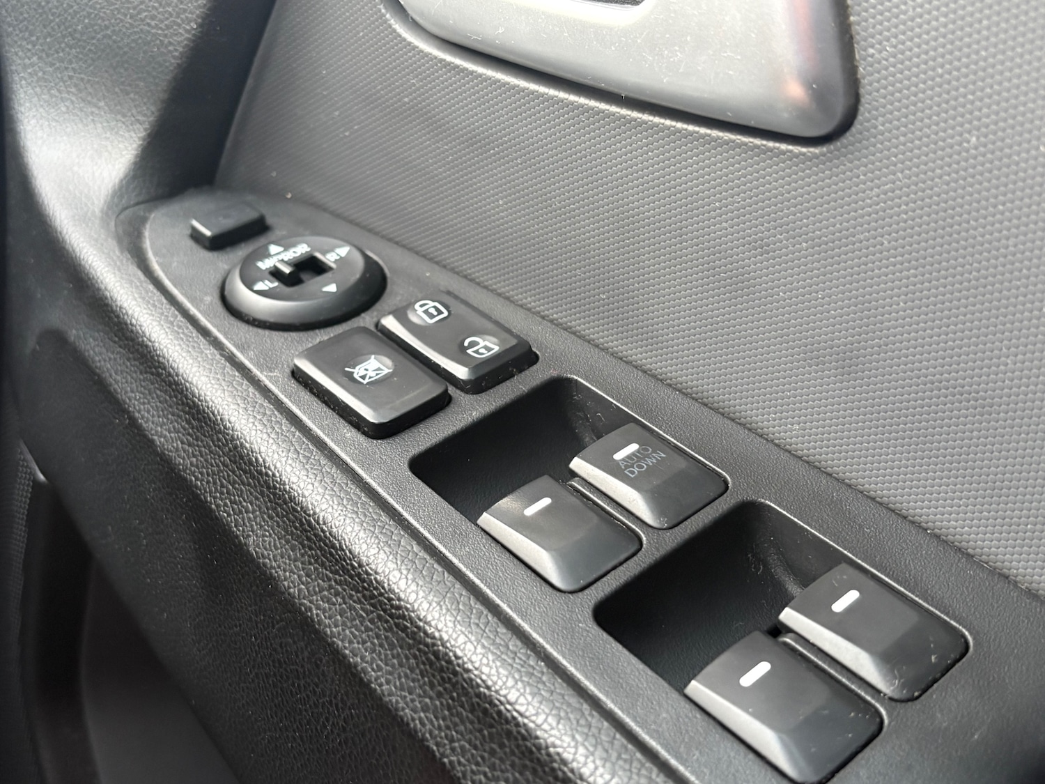 Used Kia Sportage 2011 for sale - 77517574: Photo 25