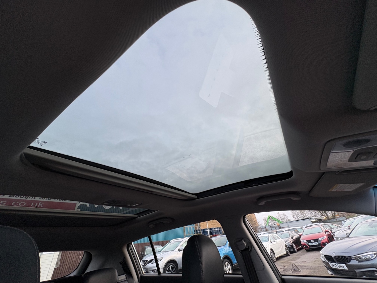 Used Kia Sportage 2011 for sale - 77517574: Photo 28