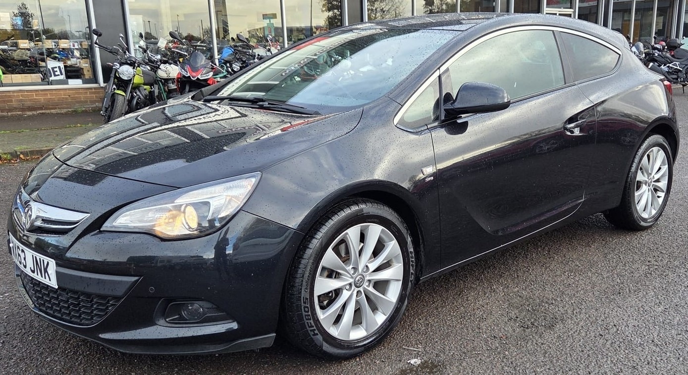 Used Vauxhall Astra GTC 2013 for sale - 76365250: Photo 4