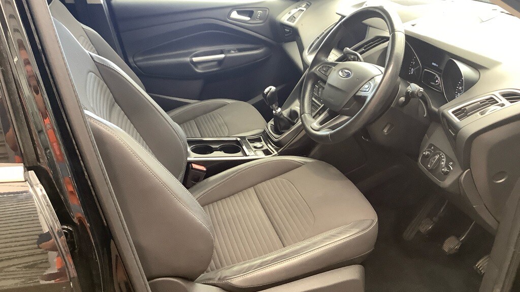 Used Ford Kuga 2019 for sale - 76299670: Photo 3