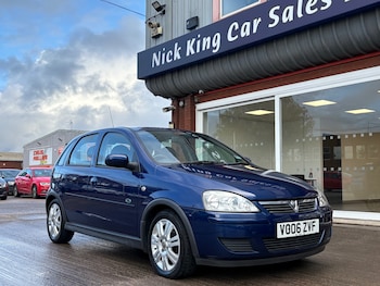 Vauxhall - Corsa