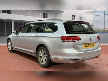 Used Volkswagen Passat 2019 for sale - 78577889: Photo