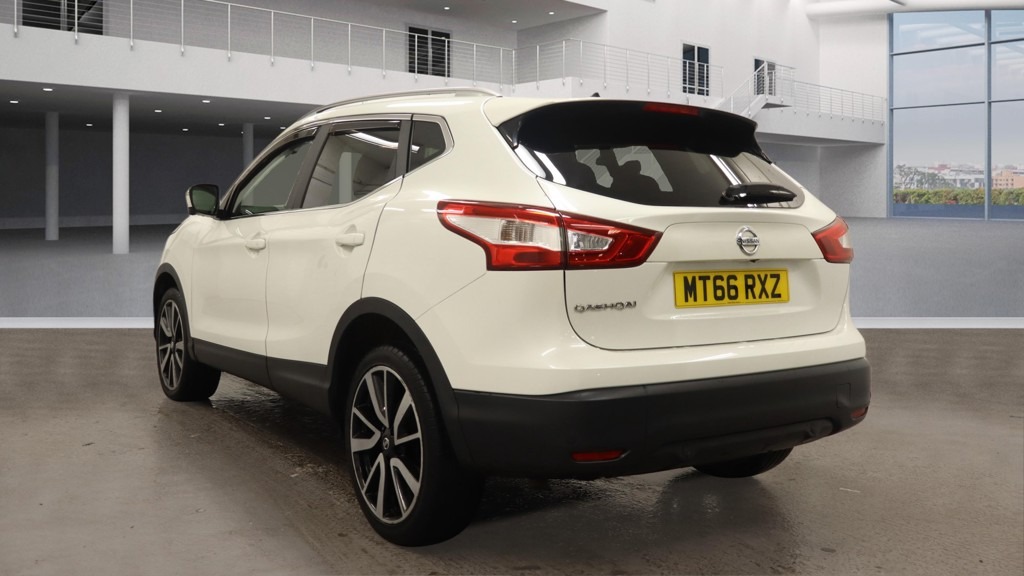 Used Nissan Qashqai 2016 for sale - 76948279: Photo 7