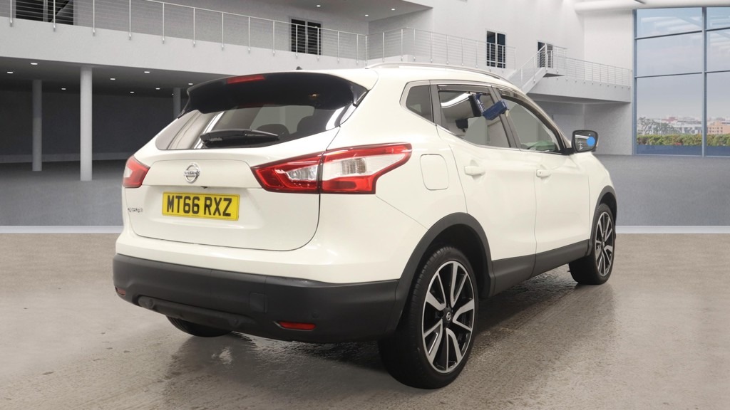 Used Nissan Qashqai 2016 for sale - 76948279: Photo 8