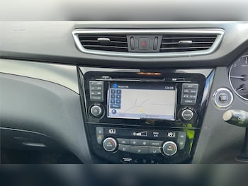 Used Nissan Qashqai 2018 for sale - 77888576: Photo