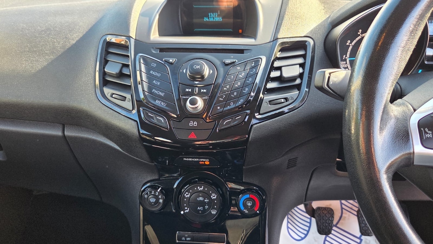 Used Ford Fiesta 2014 for sale - 76355009: Photo 9